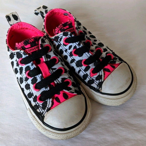 Converse Other - Neon pink cheetah Converse All Star Chuck Taylors